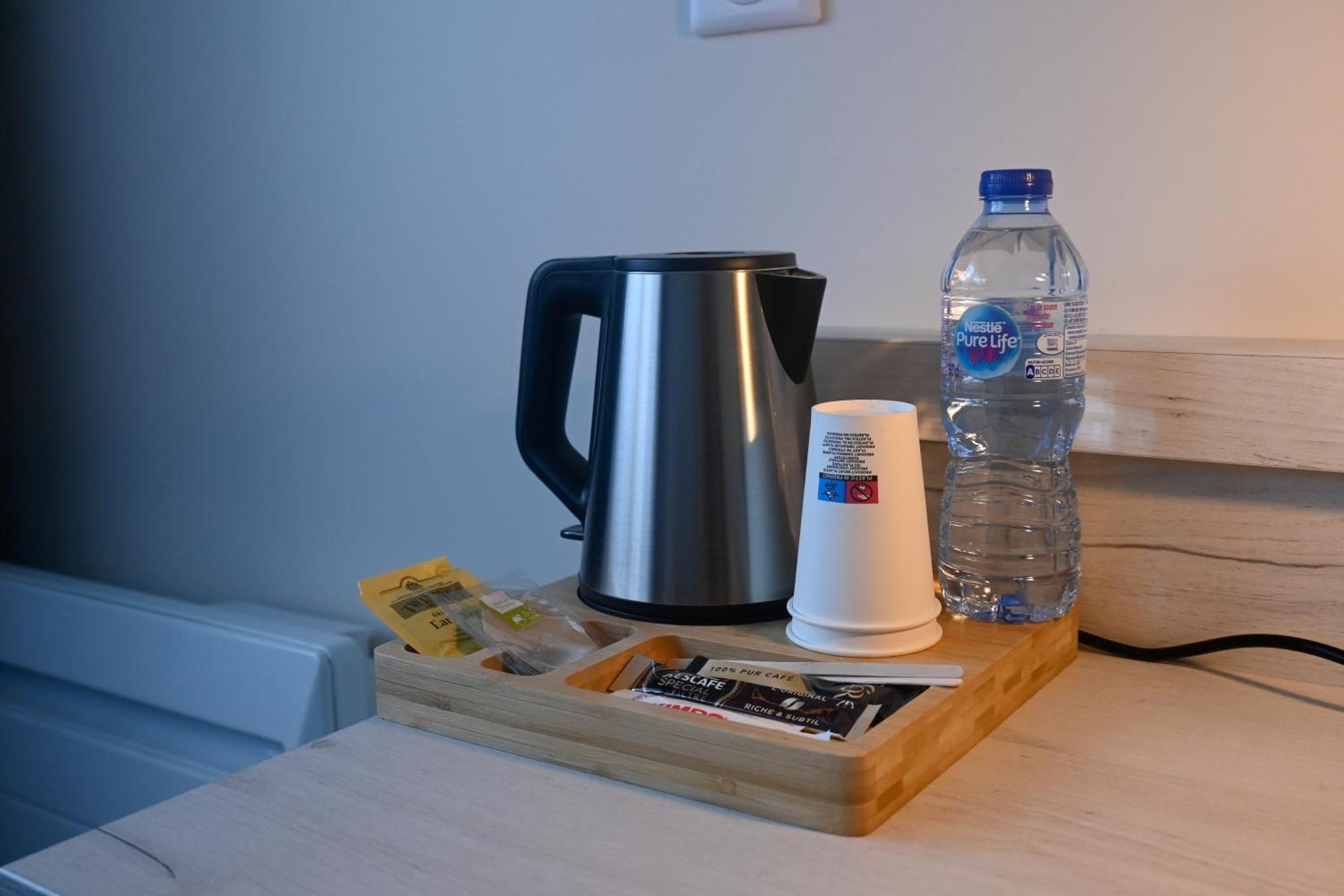 Logis Clermotel - Hotel & Restaurant アニェッツ エクステリア 写真